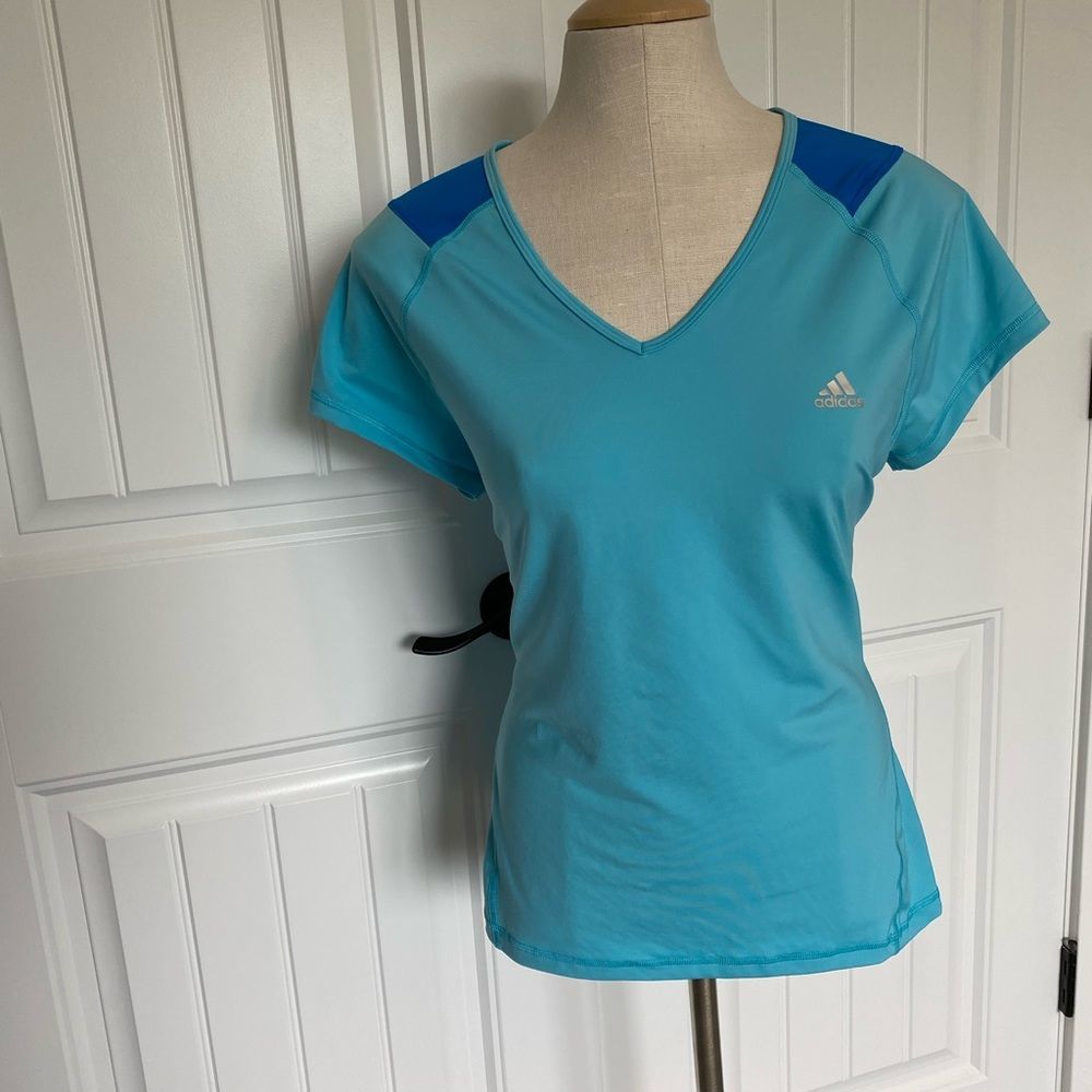 Adidas T-Shirt